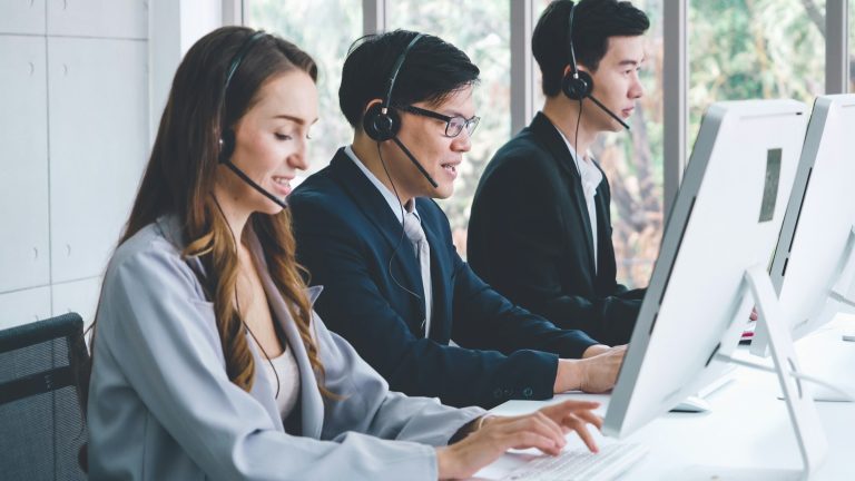 How AI Can Help You Learn from Your Team’s Best (And Worst) Sales Calls